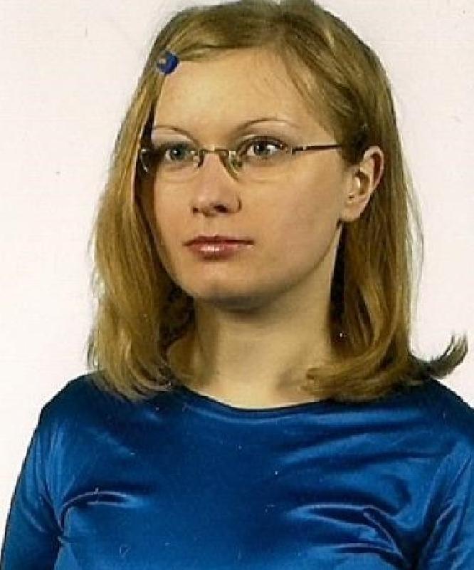 Niepoprawna optymistka, trochę romantyczka.
