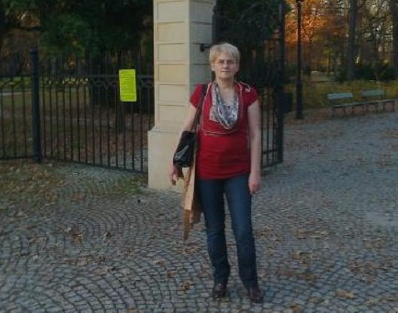 Zrównoważona, spokojna podróżniczka.
