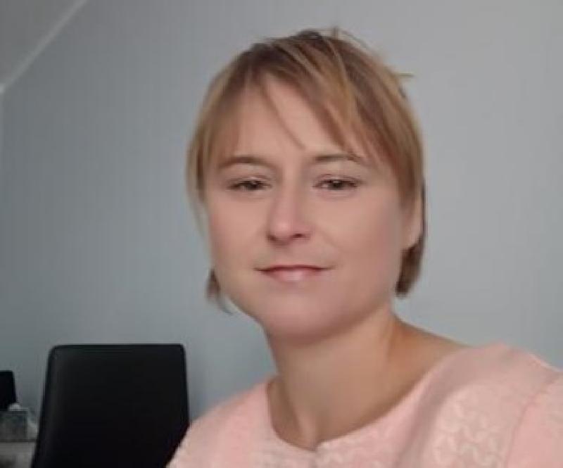 Spontaniczna, wesoła i bezproblemowa