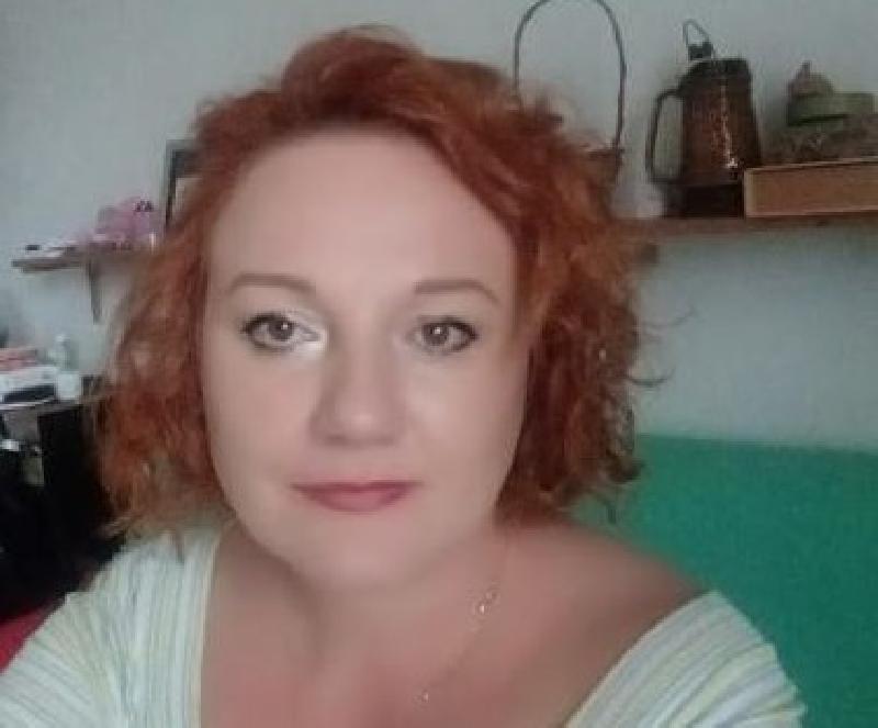 Pozytywna, trochę delikatna i bardzo uczciwa.