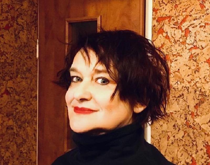 Spokojna kobieta szuka miłego mężczyzny.