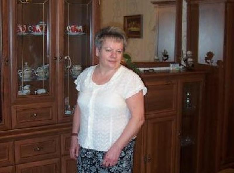 Lekka domatorka, ale nie lubiąca się nudzić. - 01