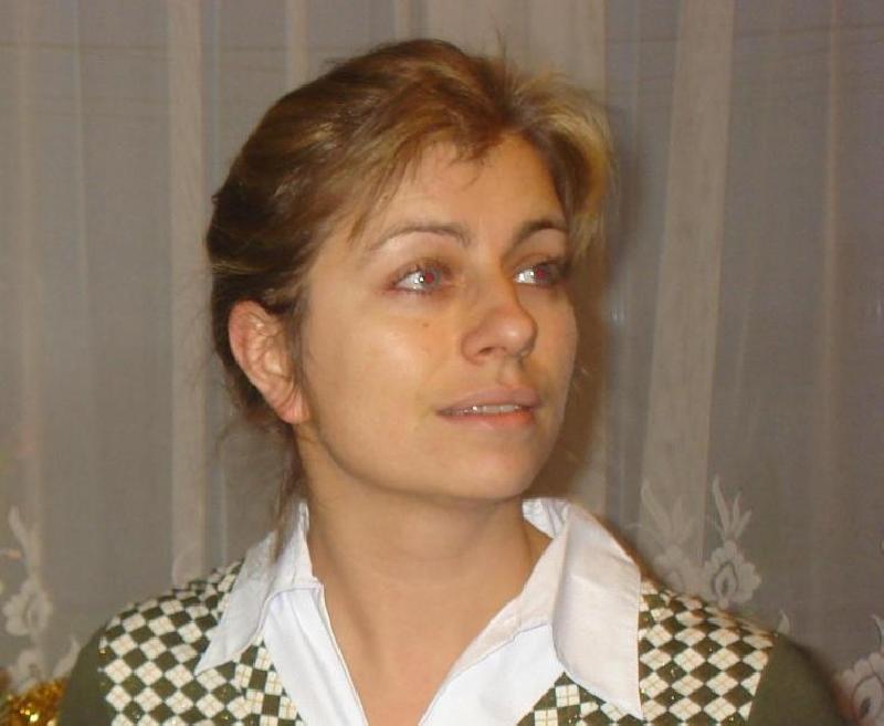 Ciepła i miła kobieta szuka partnera na stałe - 01