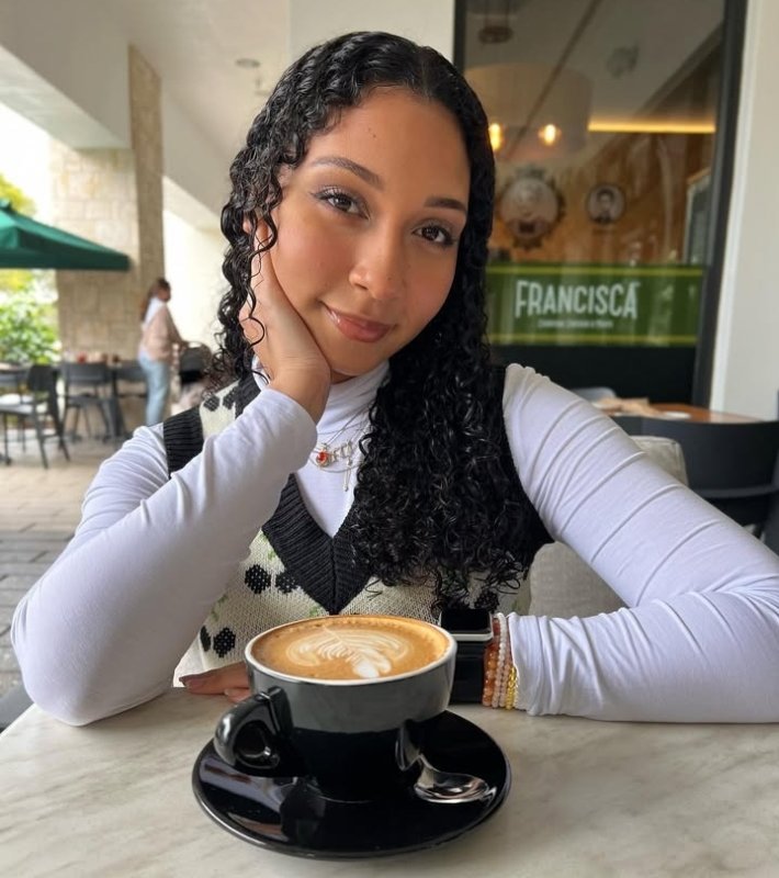 English spoken girl looking for a relationship