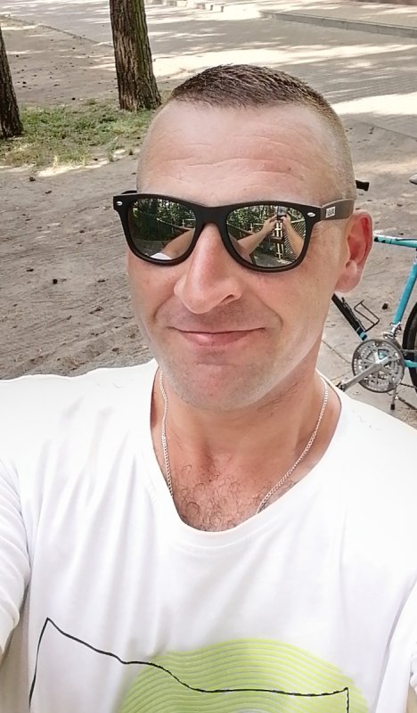 Szukam ale nic na siłę. Chętnie się zapoznam z pan