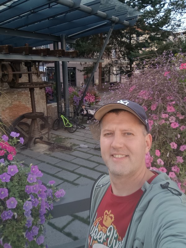 Kontakt , chętny do poznania bliżej...