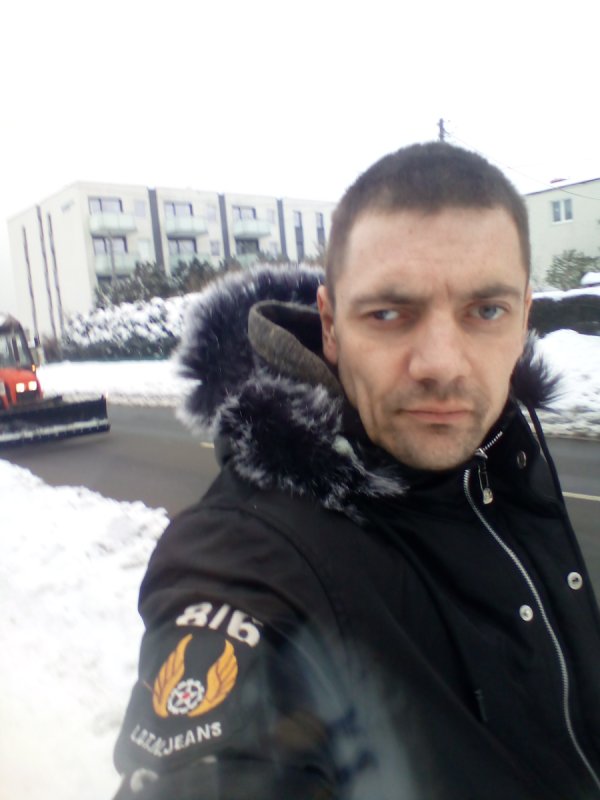 Hej jestem Damian mam 33 lata - 01 Hej jestem Damian mam 33 lata - 01