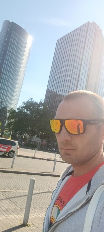 Szukam kobiety do poważnego związku - 01 Szukam kobiety do poważnego związku - 01