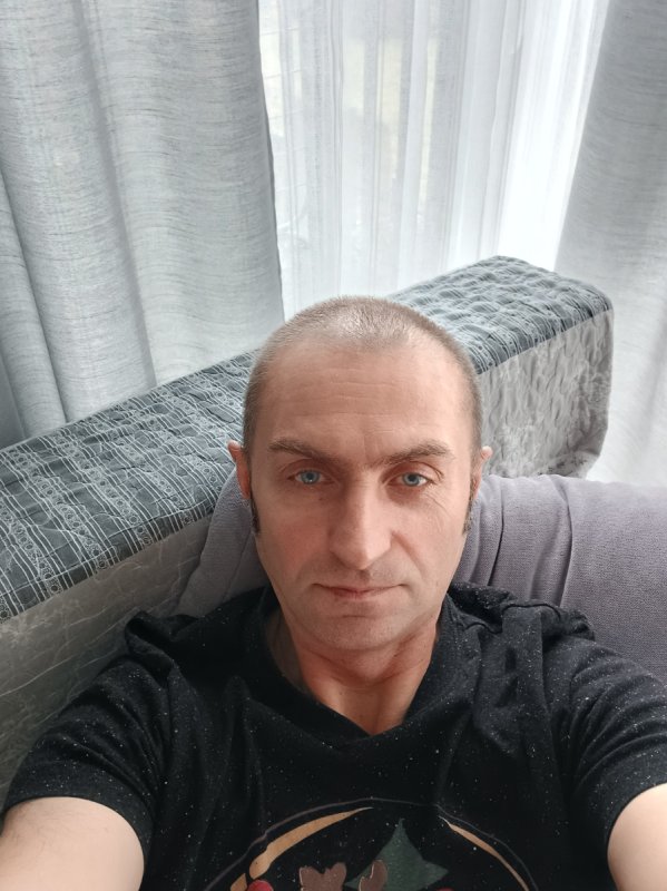 Szukam dziewczyny do poważnego związku