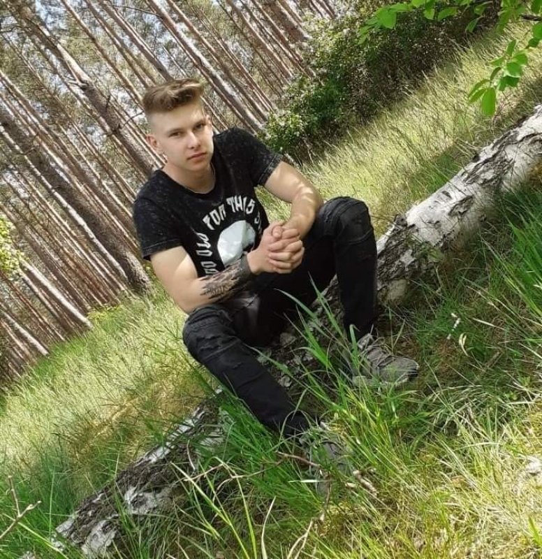 Czesc, jestem do twojej dyspozycji