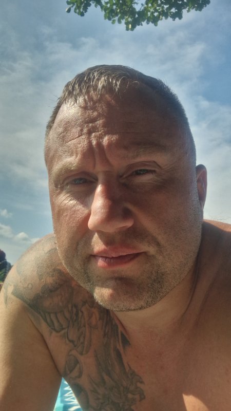 Poznam młoda wesoło dziewczyne stały układ