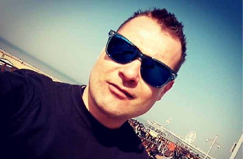 Foto 64ff21f0d8309